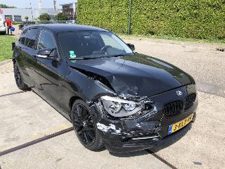 BMW 1-serie 114i Sport 5 drs picture 3