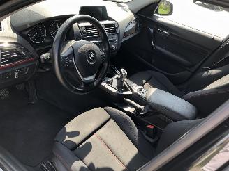 BMW 1-serie 114i Sport 5 drs picture 6