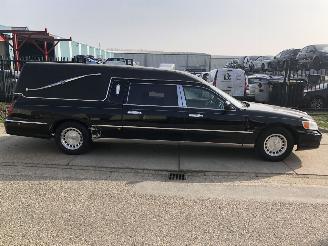 skadebil auto Lincoln Town Car 4.6i V8 164kW 2001/7