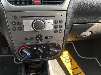 Opel Tigra 14i 16v 88000 km picture 8