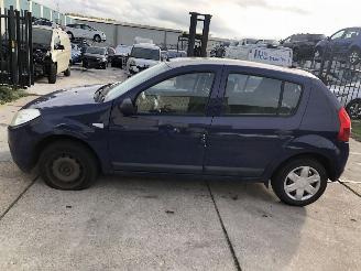  Dacia Sandero 12i 16v 55kW 2009/8