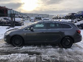 Auto incidentate Opel Astra 14i turbo 88kW E5 SPORTS TOURER 2011/3