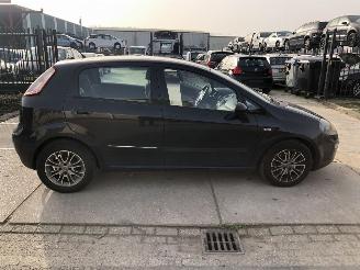 Unfallwagen Fiat Punto Evo 1.3D M-Jet Mylife E5 2012/1