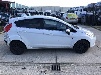 Unfallwagen Ford Fiesta 14i 71kW 5 drs 2009/5