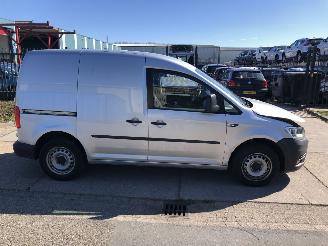 skadebil bedrijf Volkswagen Caddy 2.0tdi 75kW E6 DSG MODIFIED PARTITION WALL 2020/10