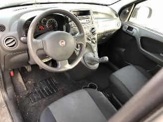 Fiat Panda 12i Airco picture 5