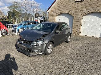 Damaged car Volkswagen Polo 1.2 tsi 2017/3
