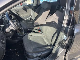 Volkswagen Polo 1.2 tsi picture 9