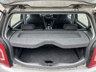 Volkswagen Up! High up !! picture 13