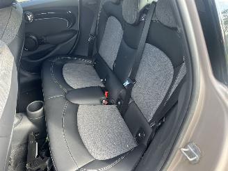 Mini Cooper 1.5 automaat !! picture 14