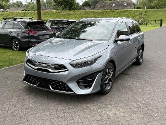 Kia Ceed Plug-in Hybride / Leer / Automaat picture 2