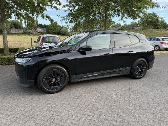 Coche accidentado BMW iX xDrive40 2023/6