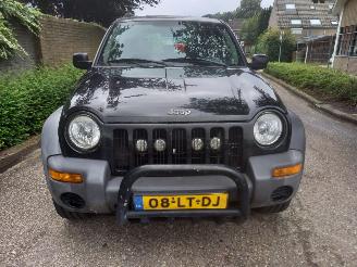 krockskadad bil auto Jeep Cherokee 2.4i SPORT PLUS 4X4 2003/5