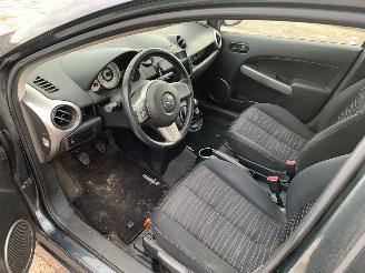 Mazda 2 1.5 S-VT EXECUTIVE picture 12