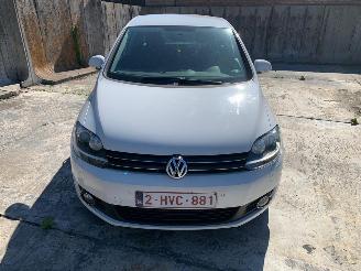 Vaurioauto  passenger cars Volkswagen Golf plus 1.2 tsi 2013/3