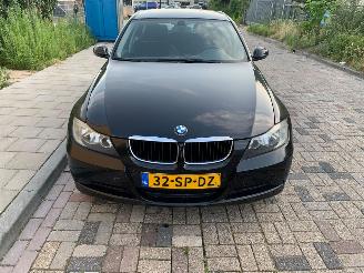 skadebil auto BMW 3-serie 318i 2006/3