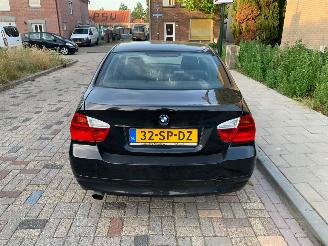BMW 3-serie 318i picture 4