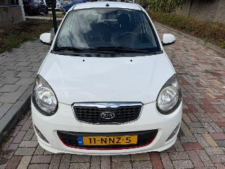 Damaged car Kia Picanto 1.1 R-SPORT 2010/10