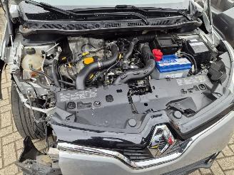 Renault Captur  picture 11