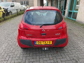 Mitsubishi Colt  picture 4