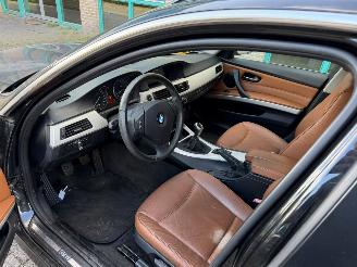 BMW 3-serie 330i X DRIVE picture 17