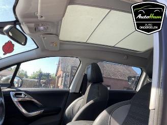 Peugeot 2008 2008 (CU), MPV, 2013 / 2019 1.2 Vti 12V PureTech 82 picture 24