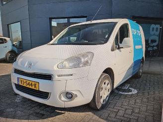Avarii autoturisme Peugeot Partner Electric Bestel  Elektrisch  49kW (67pk) 2014/6