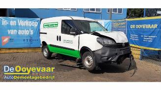 Vrakbiler auto Fiat Doblo Doblo Cargo (263), Van, 2010 1.6 D Multijet 2021/10