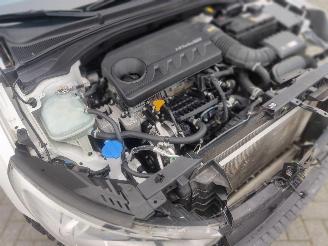 Hyundai I-30 Hyundai i30 Premium automatiek pano leer full options picture 9