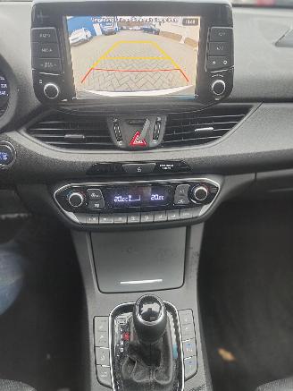 Hyundai I-30 Hyundai i30 Premium automatiek pano leer full options picture 13