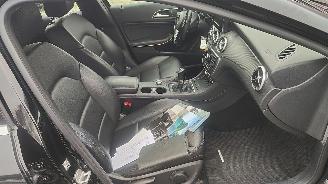 Mercedes GLA Mercedes-Benz GLA 200 leder navi amg line topstaat ! picture 12