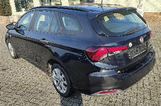 Fiat Tipo Fiat fiat tipo 1,4 navi lichte rijdende schade picture 3