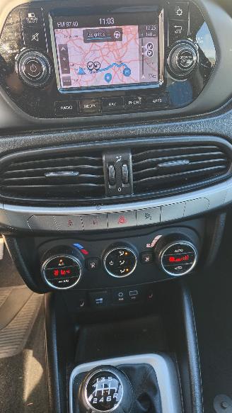 Fiat Tipo Fiat fiat tipo 1,4 navi lichte rijdende schade picture 10