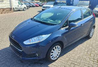 occasion passenger cars Ford Fiesta ford fiesta 66133 km nieuwstaat ! 2016/6