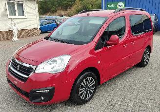 okazja samochody osobowe Peugeot Partner Tepee PEUGEOT Partner Tepee allure 2017/10