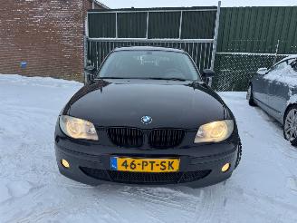 uszkodzony samochody osobowe BMW 1-serie 116i 2004/11