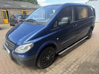 uszkodzony samochody osobowe Mercedes Vito  2004/4