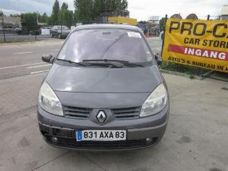 Damaged car Renault Scenic  2004/11