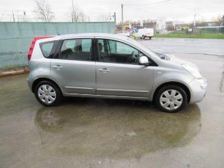 Nissan Note  picture 3