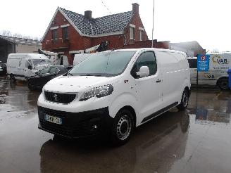 krockskadad bil bedrijf Peugeot Expert  2017/11
