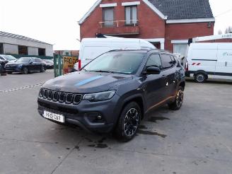 krockskadad bil auto Jeep Compass 1.3 PHEV TRAILHAWK 2023/1