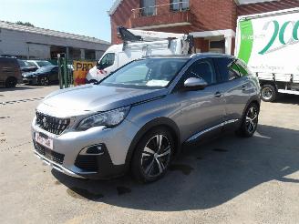 skadebil auto Peugeot 3008 ALLURE 2020/7