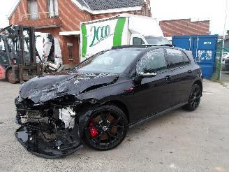 krockskadad bil auto Volkswagen Golf GTI 2022/6