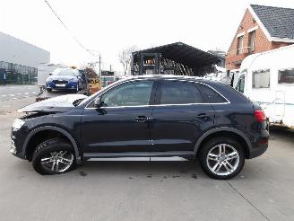 Audi Q3 2..0  QUATRO picture 7