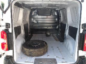 Peugeot Expert  picture 16