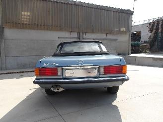 Mercedes 200-280 R 107 picture 8