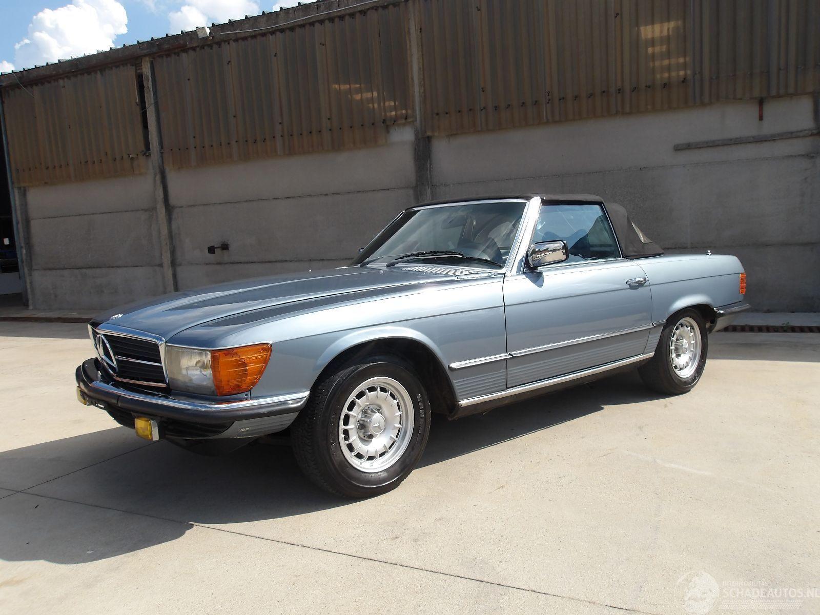 Mercedes 200-280 R 107