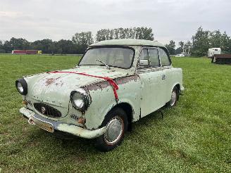 krockskadad bil auto Trabant ZT P 50  600 RESTAURATIE PROJECT, UNIEKE AUTO 1961/1