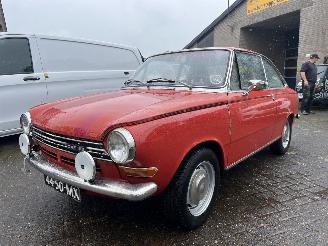 skadebil auto DAF 55 T coupe, schuurvondst 1970/10