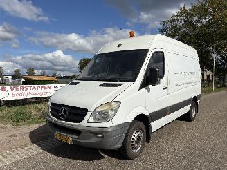 krockskadad bil bedrijf Mercedes Sprinter 519 CDI 3.0 V6 DUBBELLUCHT, AIRCO, HANDGESCHAKELD 2010/11